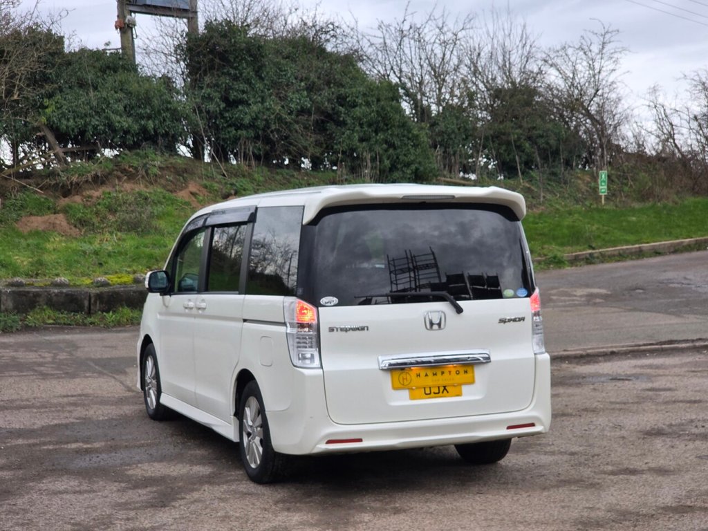 Used Honda Stepwagon 2023 for sale - 77636657: Photo 7