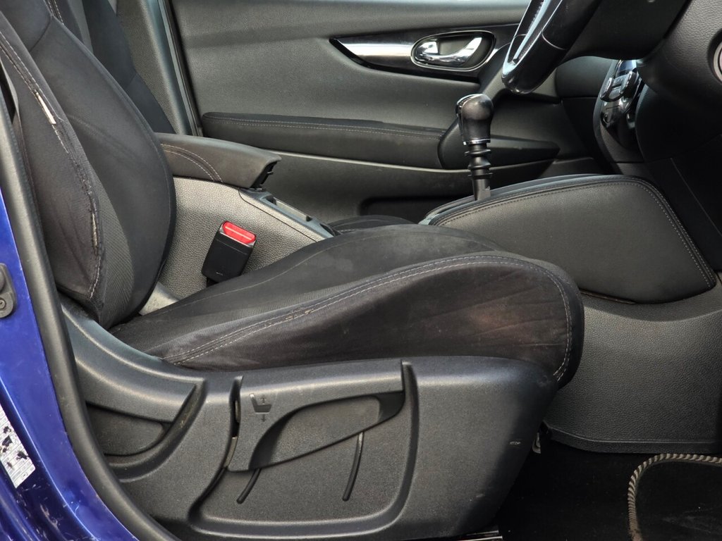 Used Nissan Qashqai 2015 for sale - 77133212: Photo 11