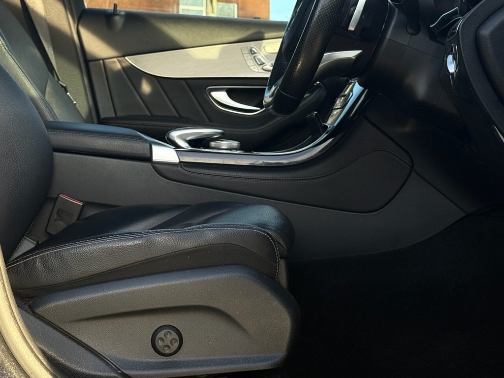 Used Mercedes-Benz GLC 2016 for sale - 76942873: Photo 14