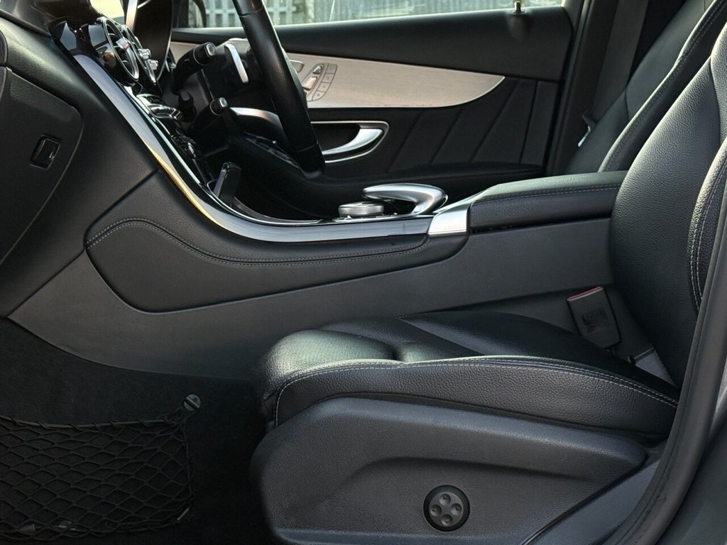 Used Mercedes-Benz GLC 2016 for sale - 76942873: Photo 15