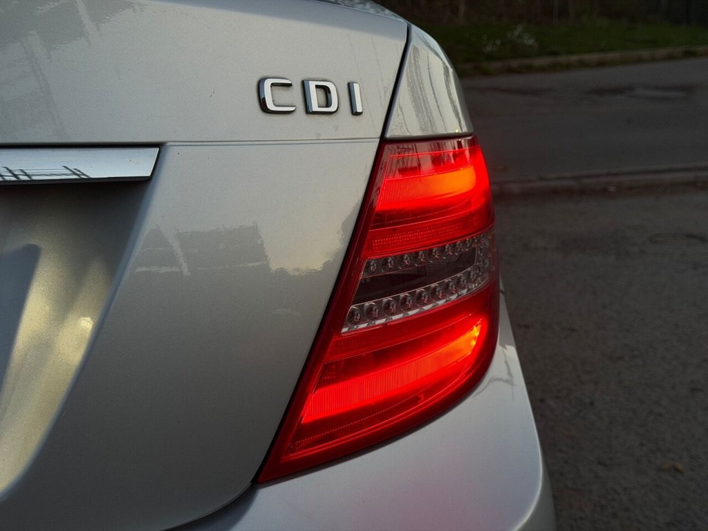 Used Mercedes-Benz C Class 2013 for sale - 76372416: Photo 21