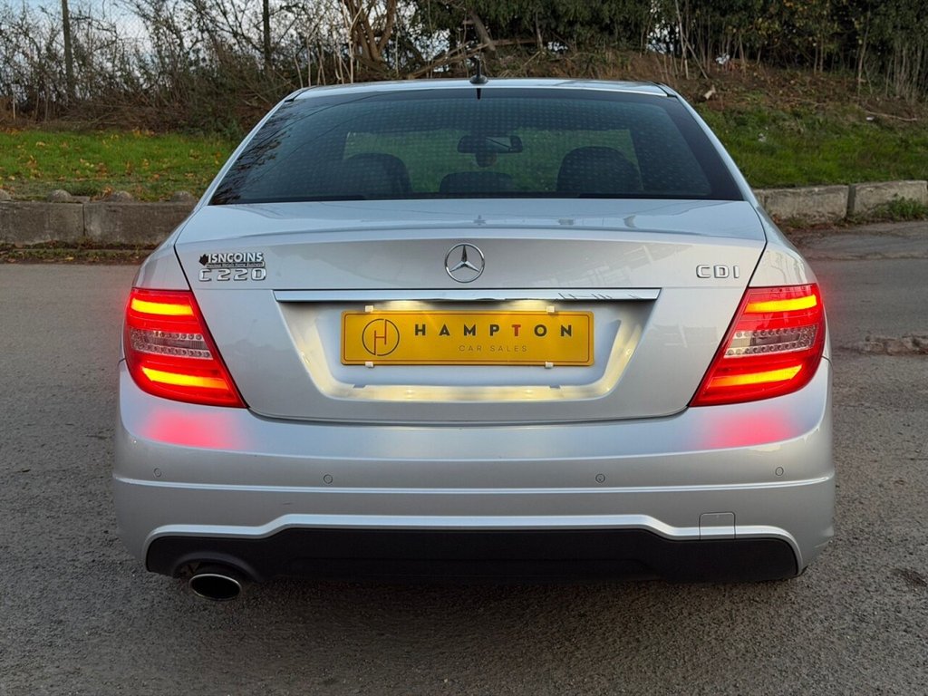 Used Mercedes-Benz C Class 2013 for sale - 76372416: Photo 4