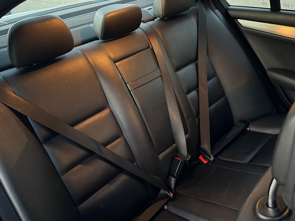 Used Mercedes-Benz C Class 2013 for sale - 76372416: Photo 7