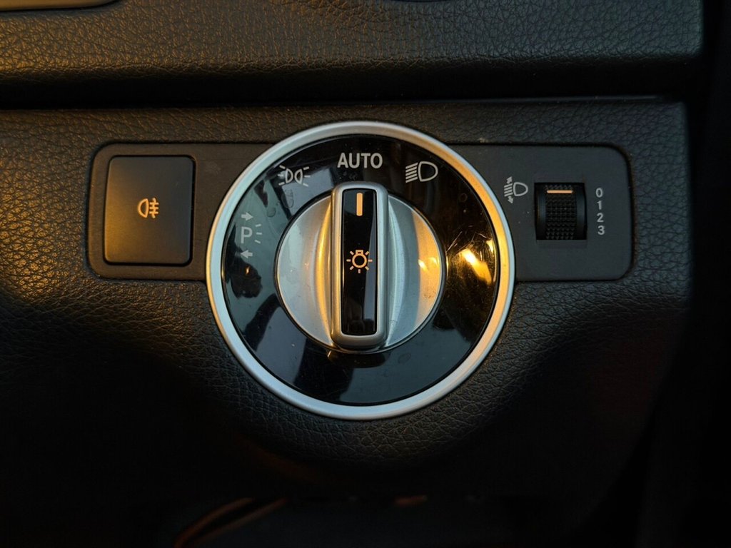 Used Mercedes-Benz C Class 2013 for sale - 76372416: Photo 8