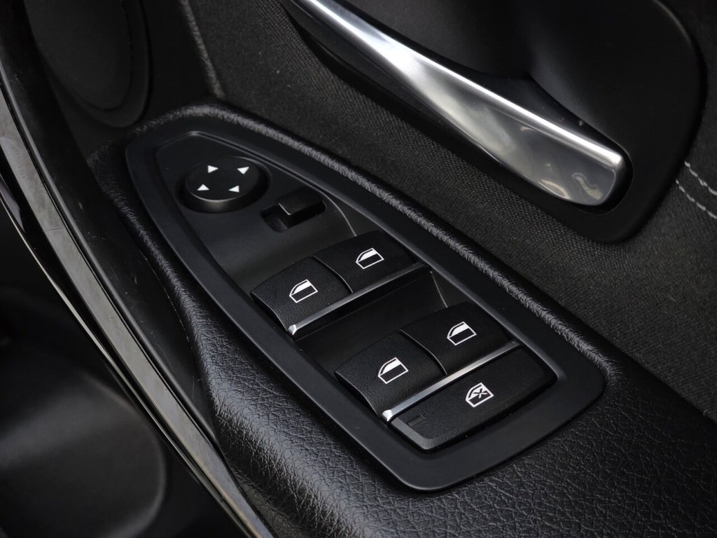 Used BMW 3 Series 2017 for sale - 76642726: Photo 12