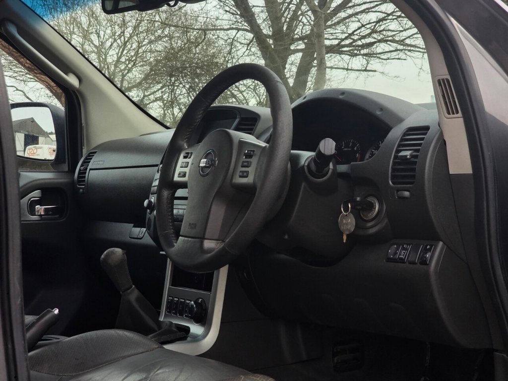 Used Nissan Navara 2014 for sale - 77703621: Photo 9