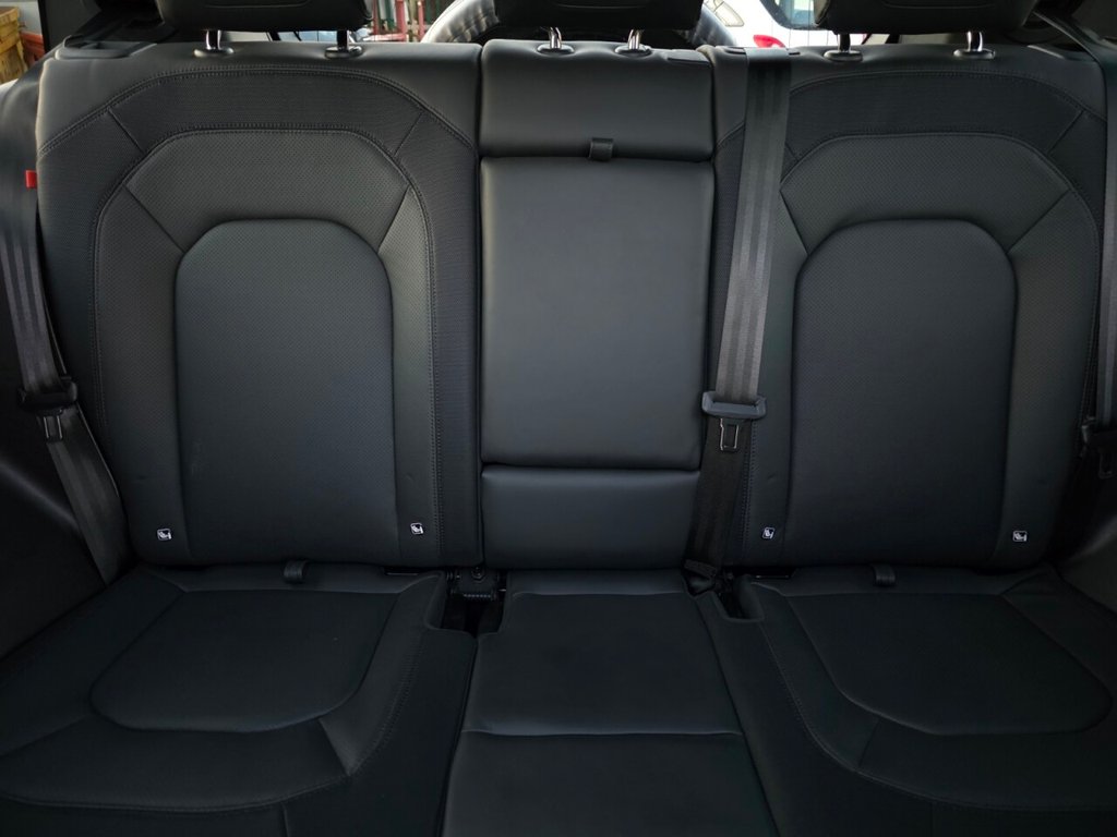 Used Land Rover Defender 90 2023 for sale - 77706151: Photo 12