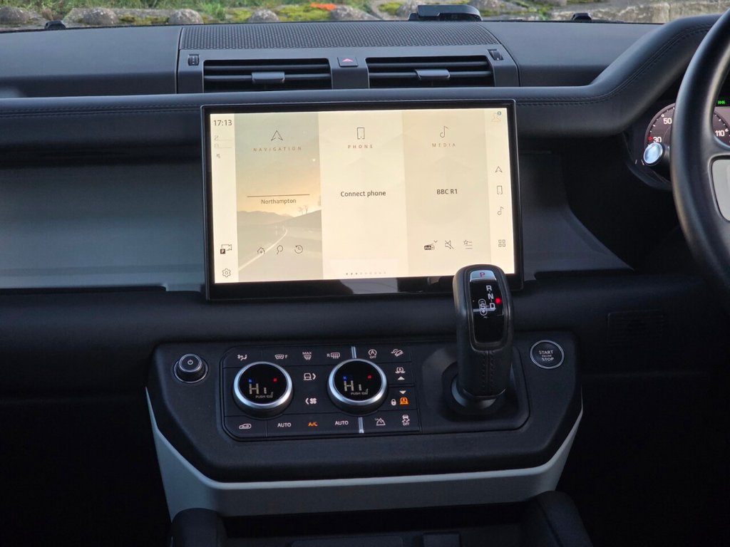 Used Land Rover Defender 90 2023 for sale - 77706151: Photo 15