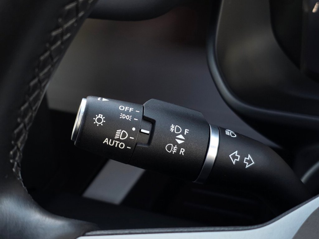 Used Land Rover Defender 90 2023 for sale - 77706151: Photo 19