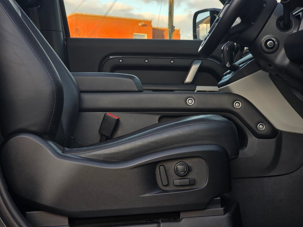 Used Land Rover Defender 90 2023 for sale - 77706151: Photo 24