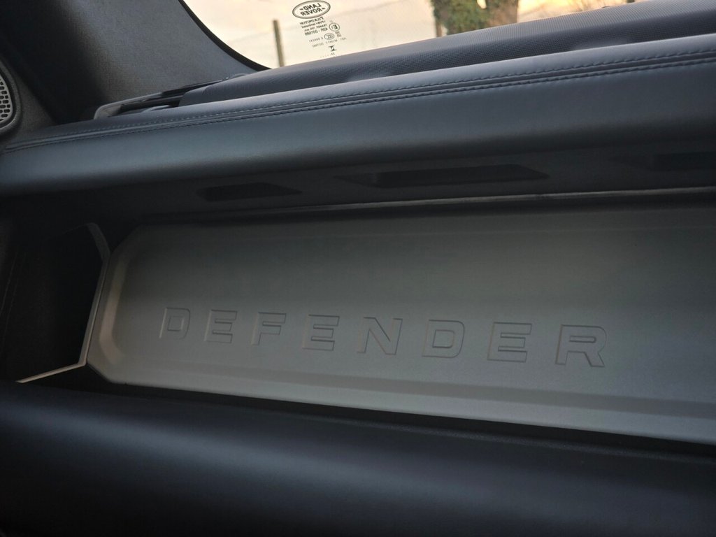 Used Land Rover Defender 90 2023 for sale - 77706151: Photo 29
