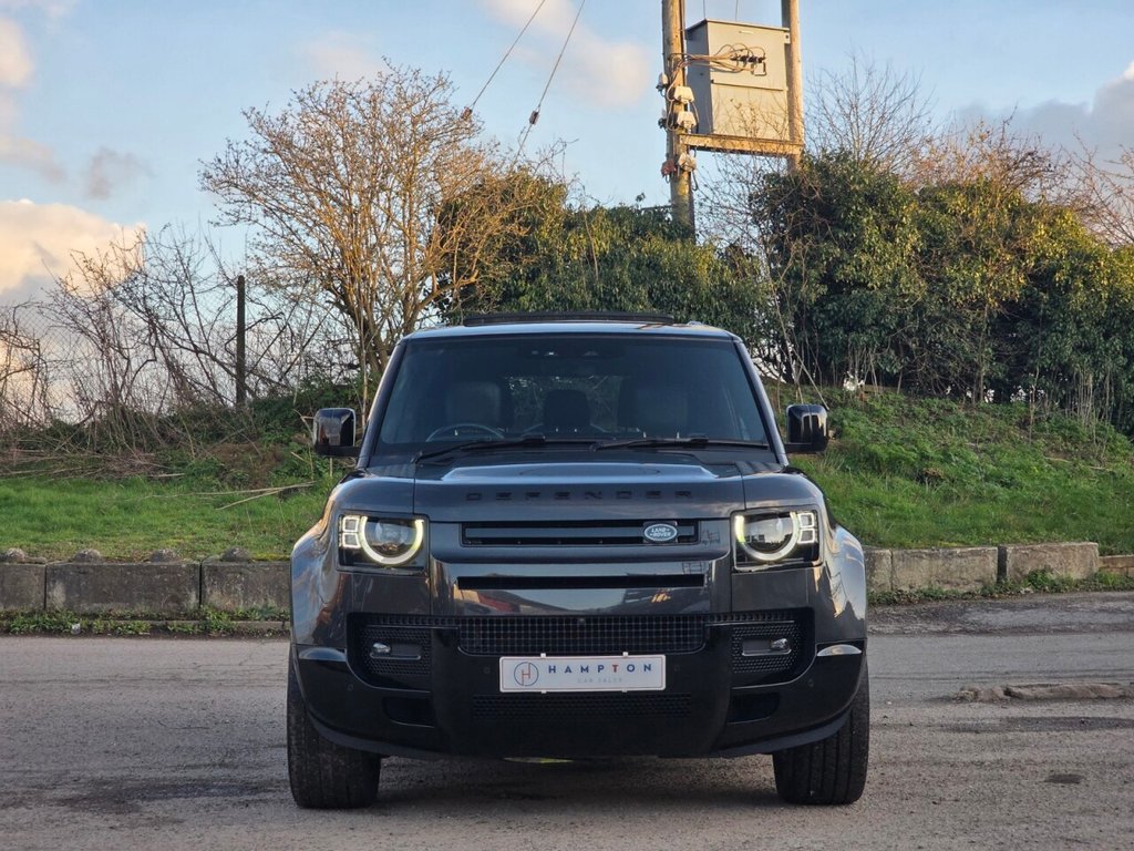 Used Land Rover Defender 90 2023 for sale - 77706151: Photo 3