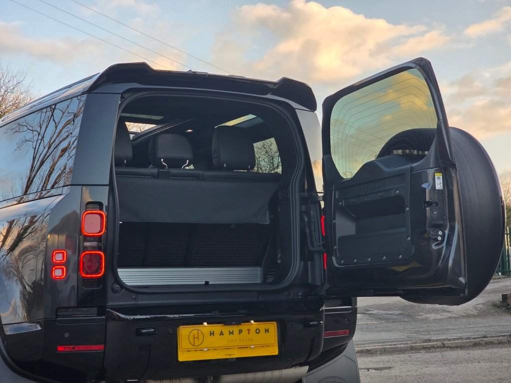 Used Land Rover Defender 90 2023 for sale - 77706151: Photo 37