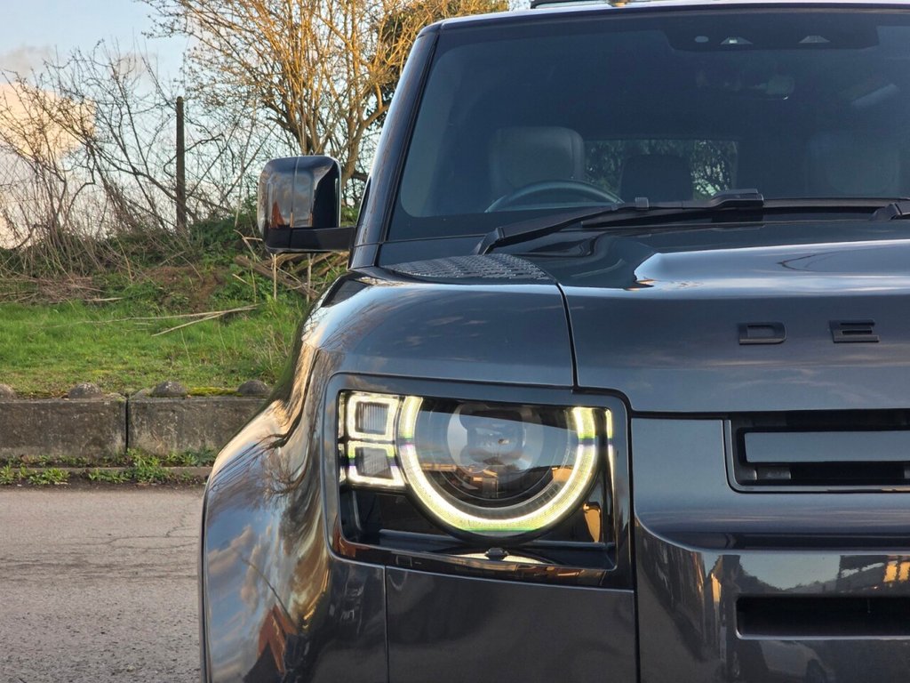 Used Land Rover Defender 90 2023 for sale - 77706151: Photo 39