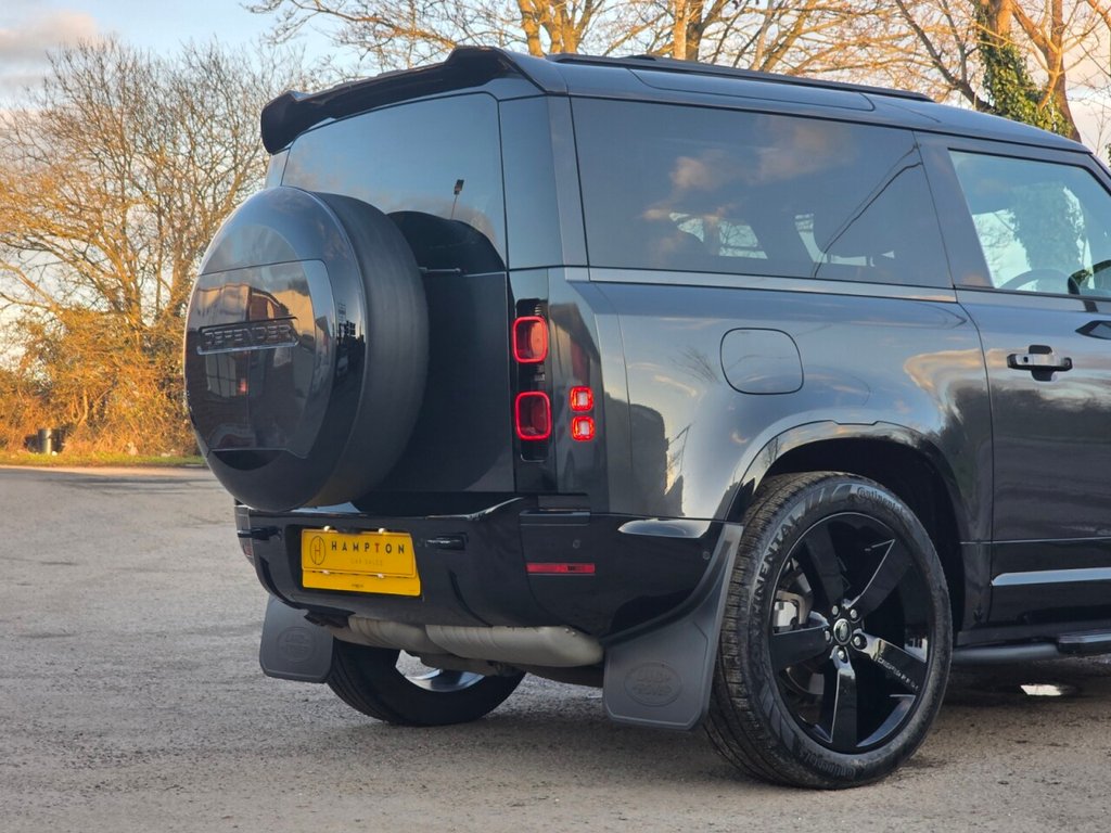 Used Land Rover Defender 90 2023 for sale - 77706151: Photo 45