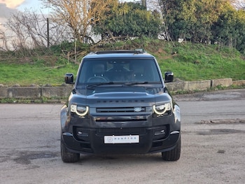 Used Land Rover Defender 90 2023 for sale - 77706151: Photo