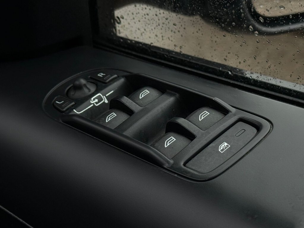 Used Land Rover Freelander 2 2012 for sale - 76686679: Photo 33