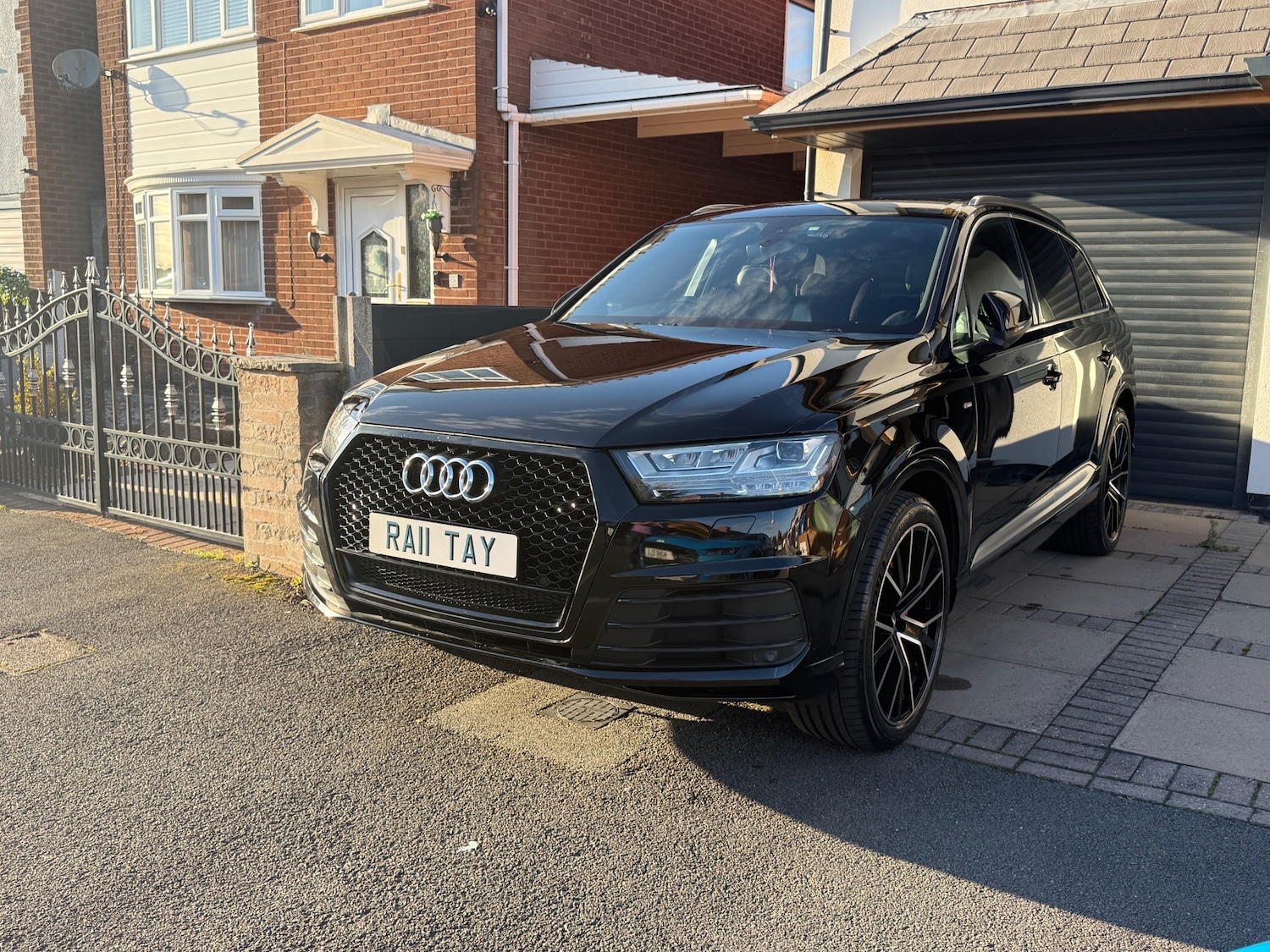 Used Audi Q7 2018 for sale - 77536081: Photo 2