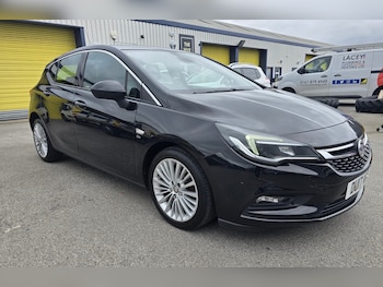 2017 (17) - 1.4T 16V 150 Elite 5dr