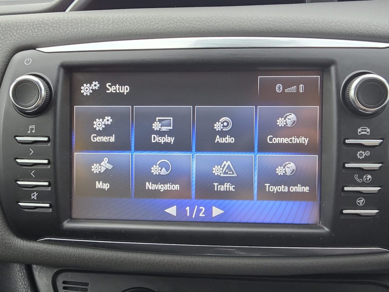 Used Toyota Yaris 2018 for sale - 76197245: Photo 11