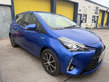 2018 (68) - 1.5 Hybrid Icon Tech 5dr CVT
