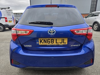 Used Toyota Yaris 2018 for sale - 76197245: Photo