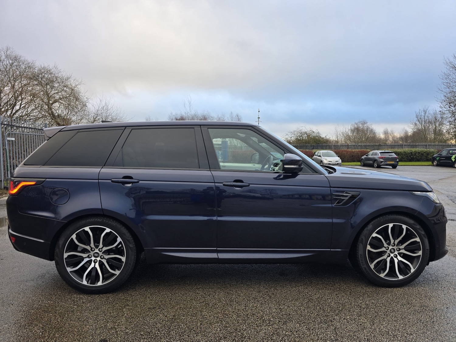 Used Land Rover Range Rover Sport 2019 for sale - 77793029: Photo 2
