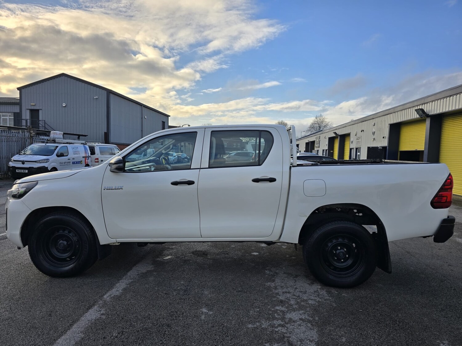 Used Toyota Hilux 2021 for sale - 76794804: Photo 12