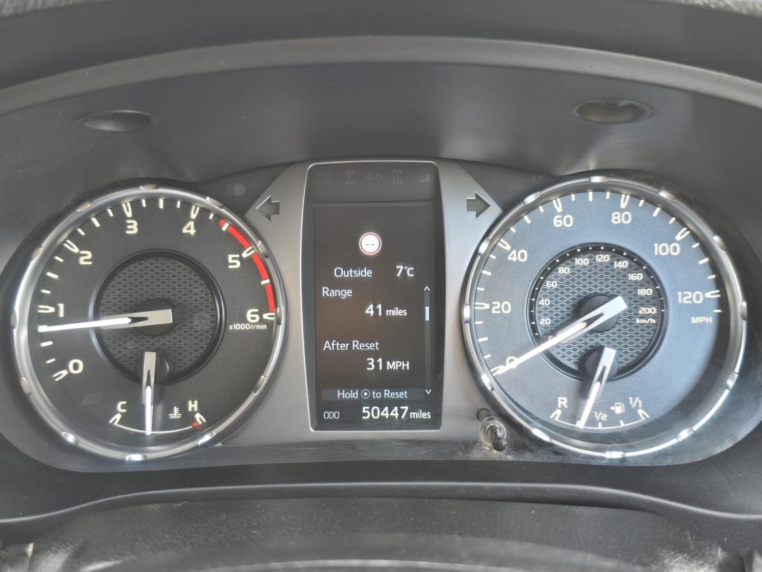 Used Toyota Hilux 2021 for sale - 76794804: Photo 8