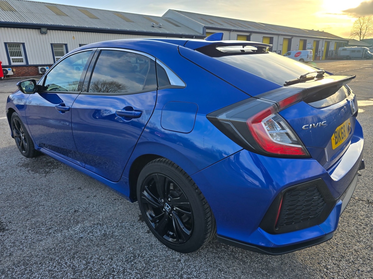 Used Honda Civic 2018 for sale - 77664980: Photo 6