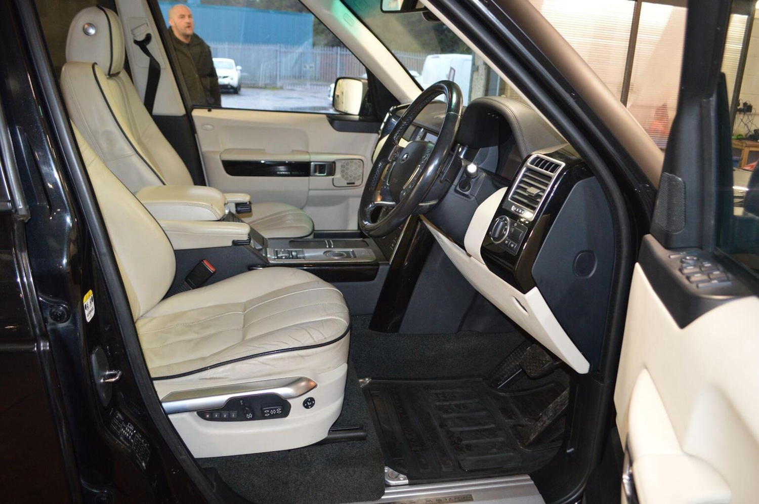 Used Land Rover Range Rover 2012 for sale - 77289260: Photo 13