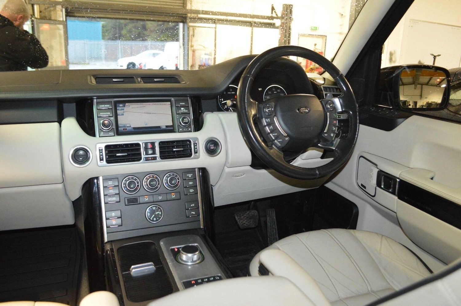 Used Land Rover Range Rover 2012 for sale - 77289260: Photo 18