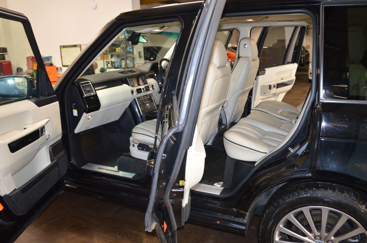Used Land Rover Range Rover 2012 for sale - 77289260: Photo 21