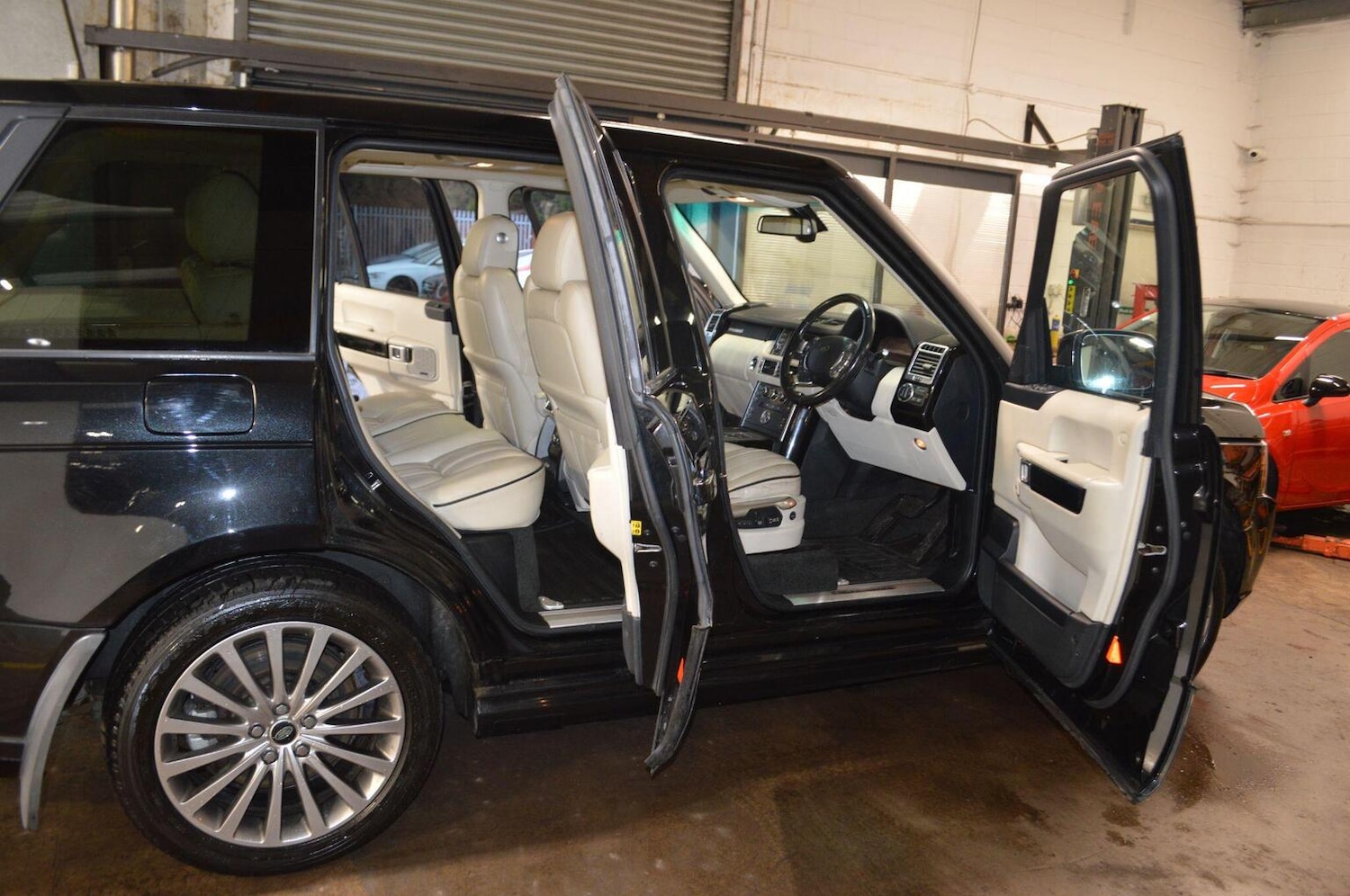 Used Land Rover Range Rover 2012 for sale - 77289260: Photo 23