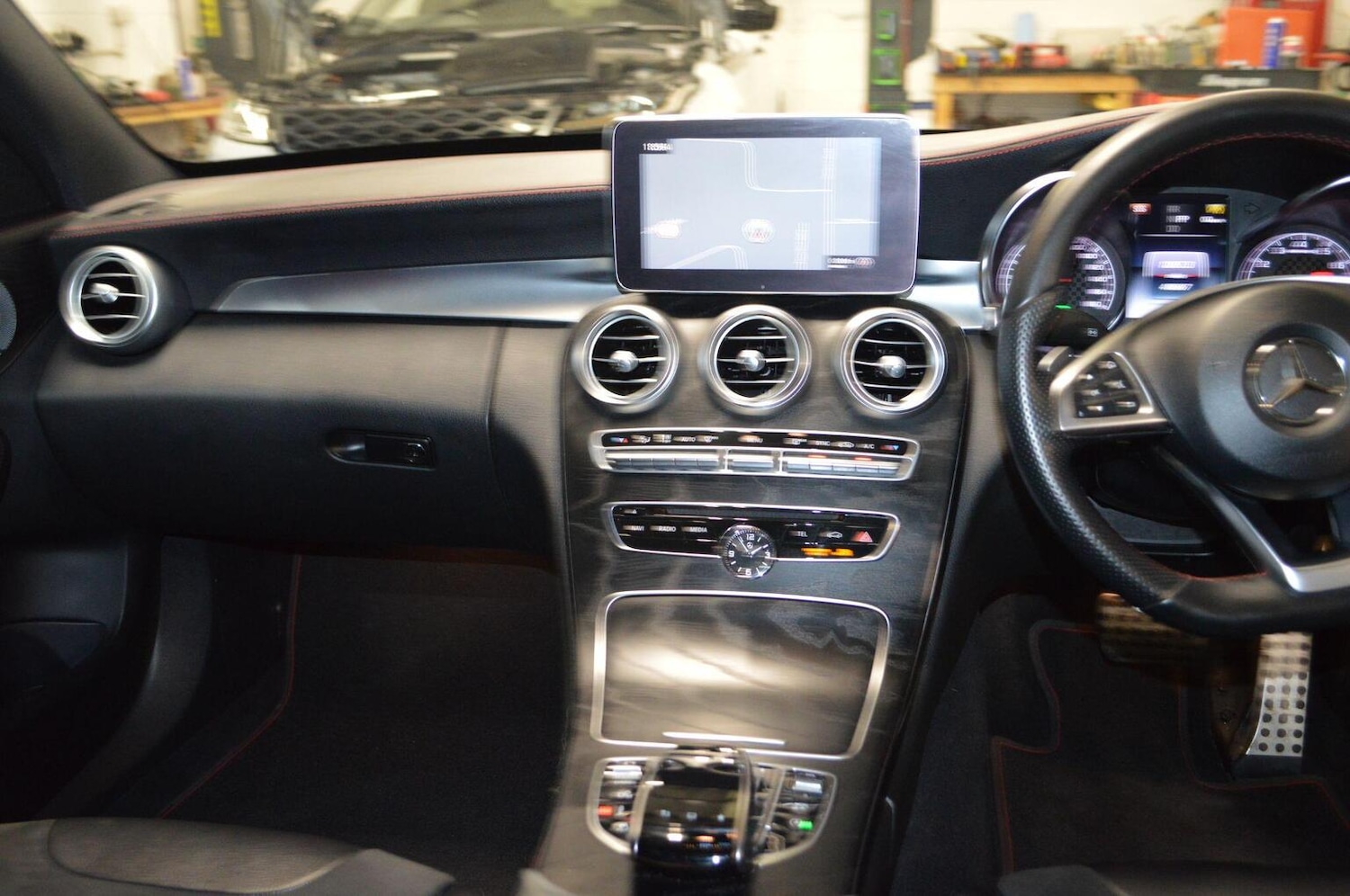 Used Mercedes-Benz C Class 2017 for sale - 76430895: Photo 13