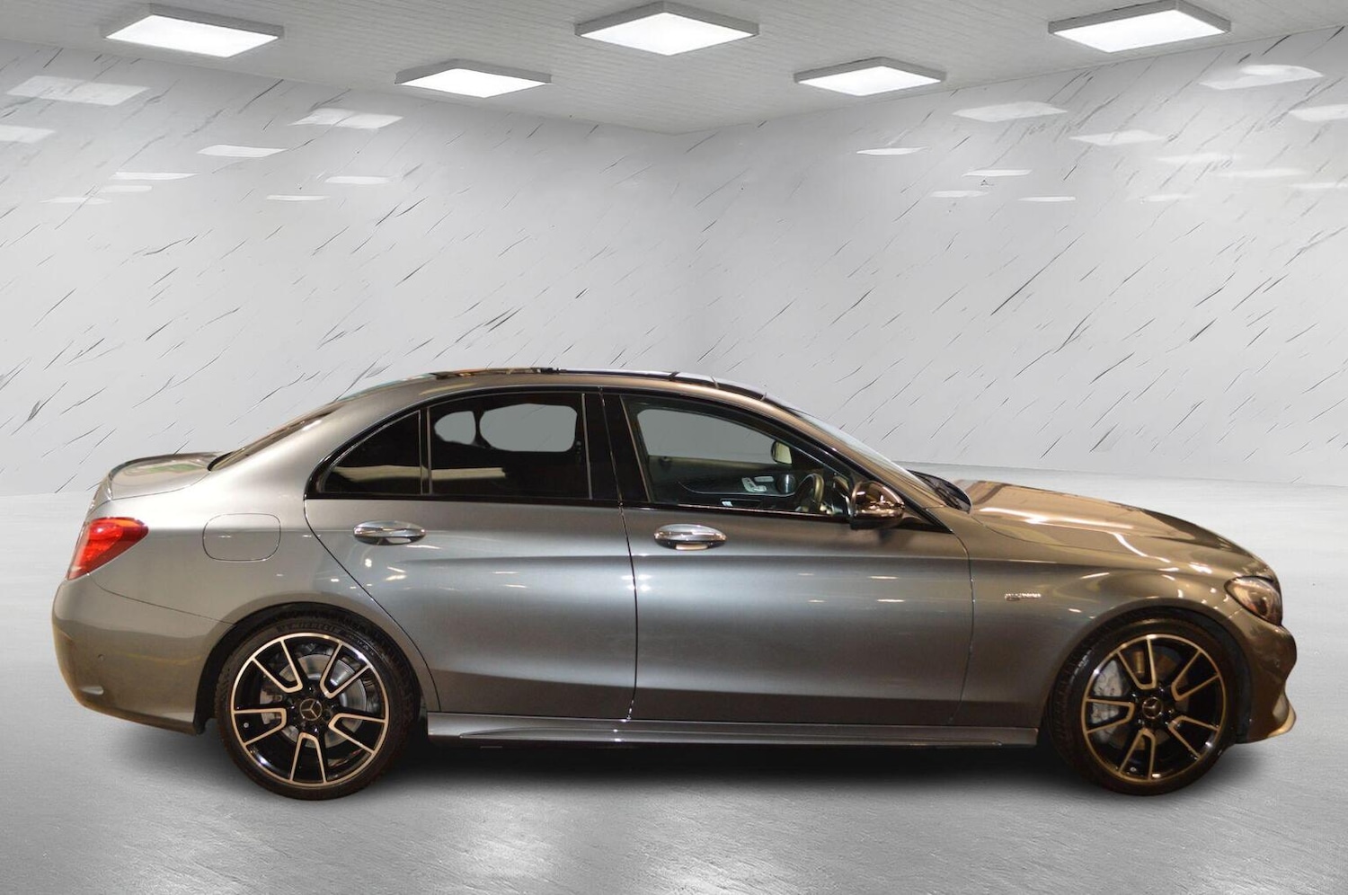 Used Mercedes-Benz C Class 2017 for sale - 76430895: Photo 4