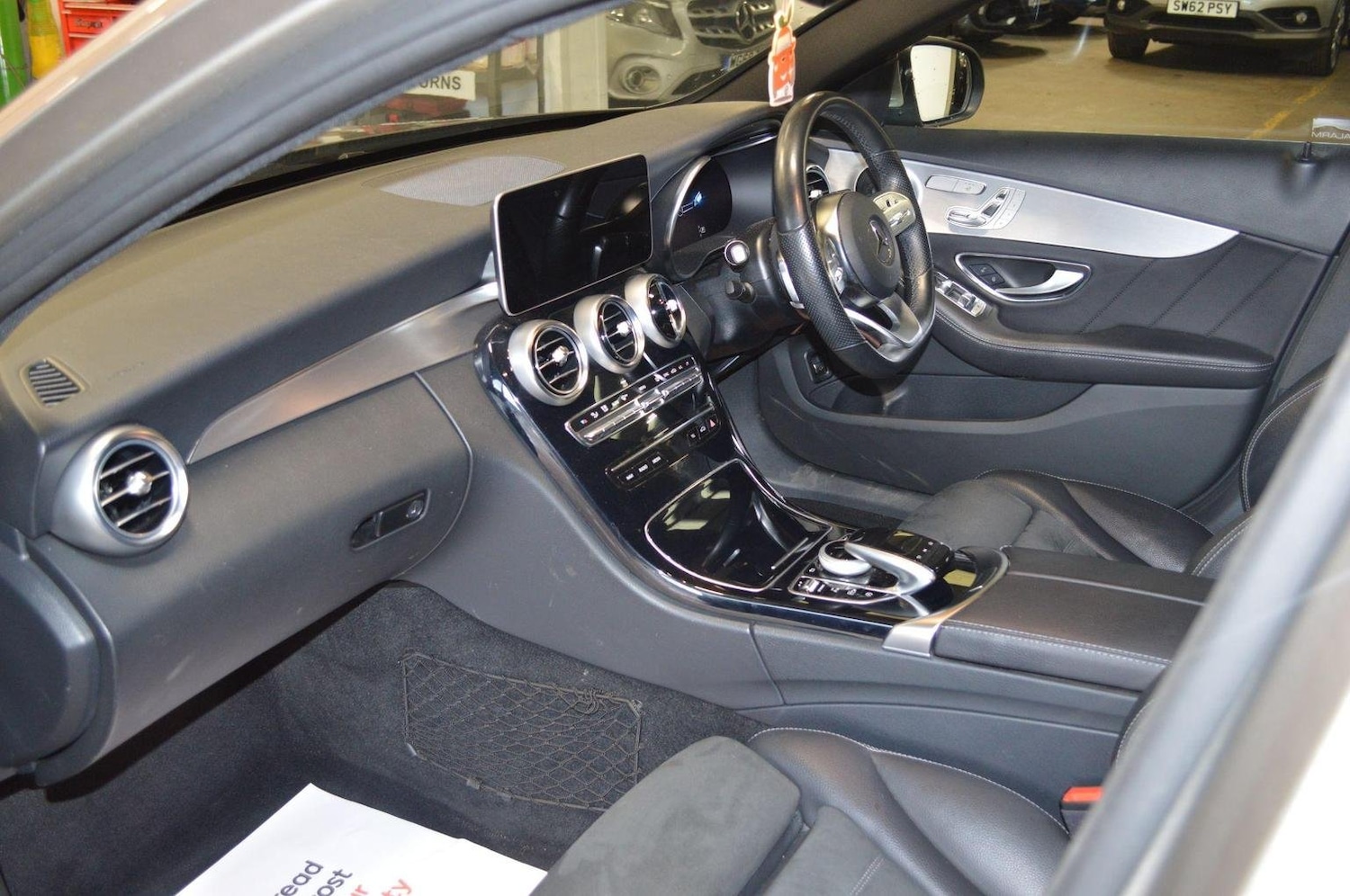 Used Mercedes-Benz C Class 2019 for sale - 76793614: Photo 13