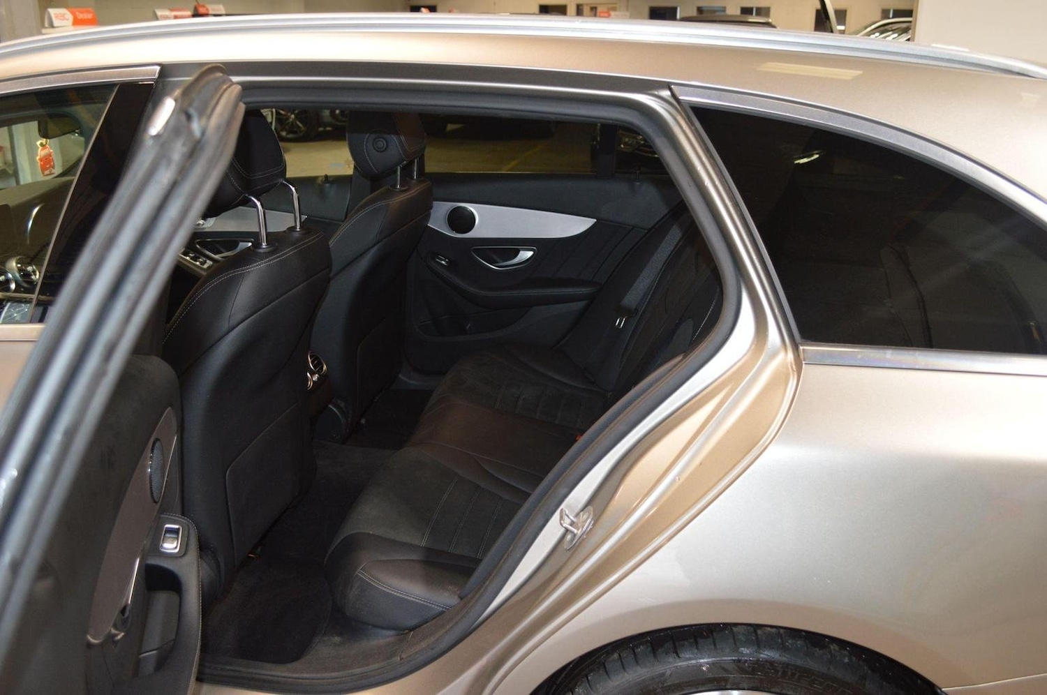 Used Mercedes-Benz C Class 2019 for sale - 76793614: Photo 24