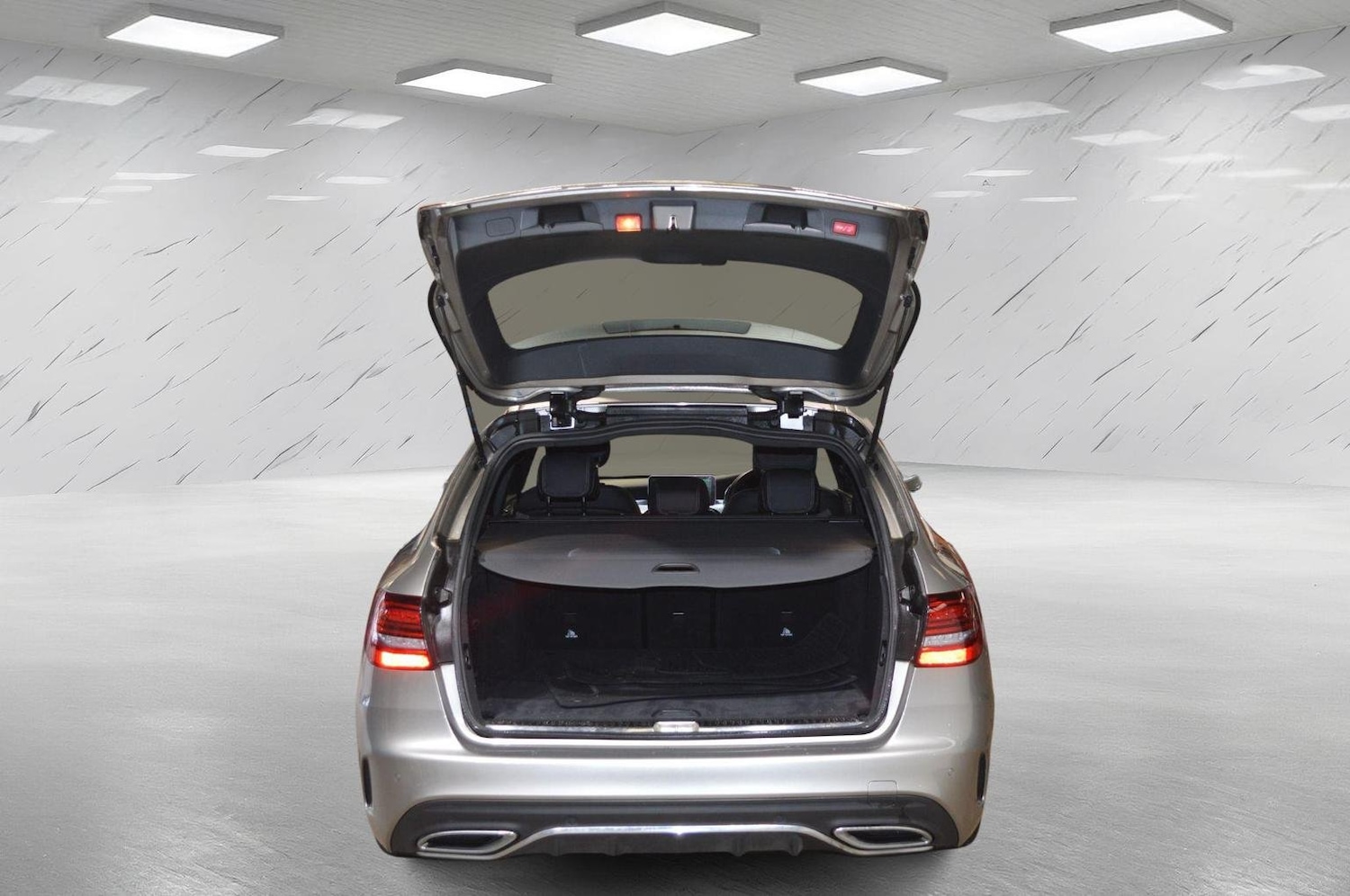 Used Mercedes-Benz C Class 2019 for sale - 76793614: Photo 30