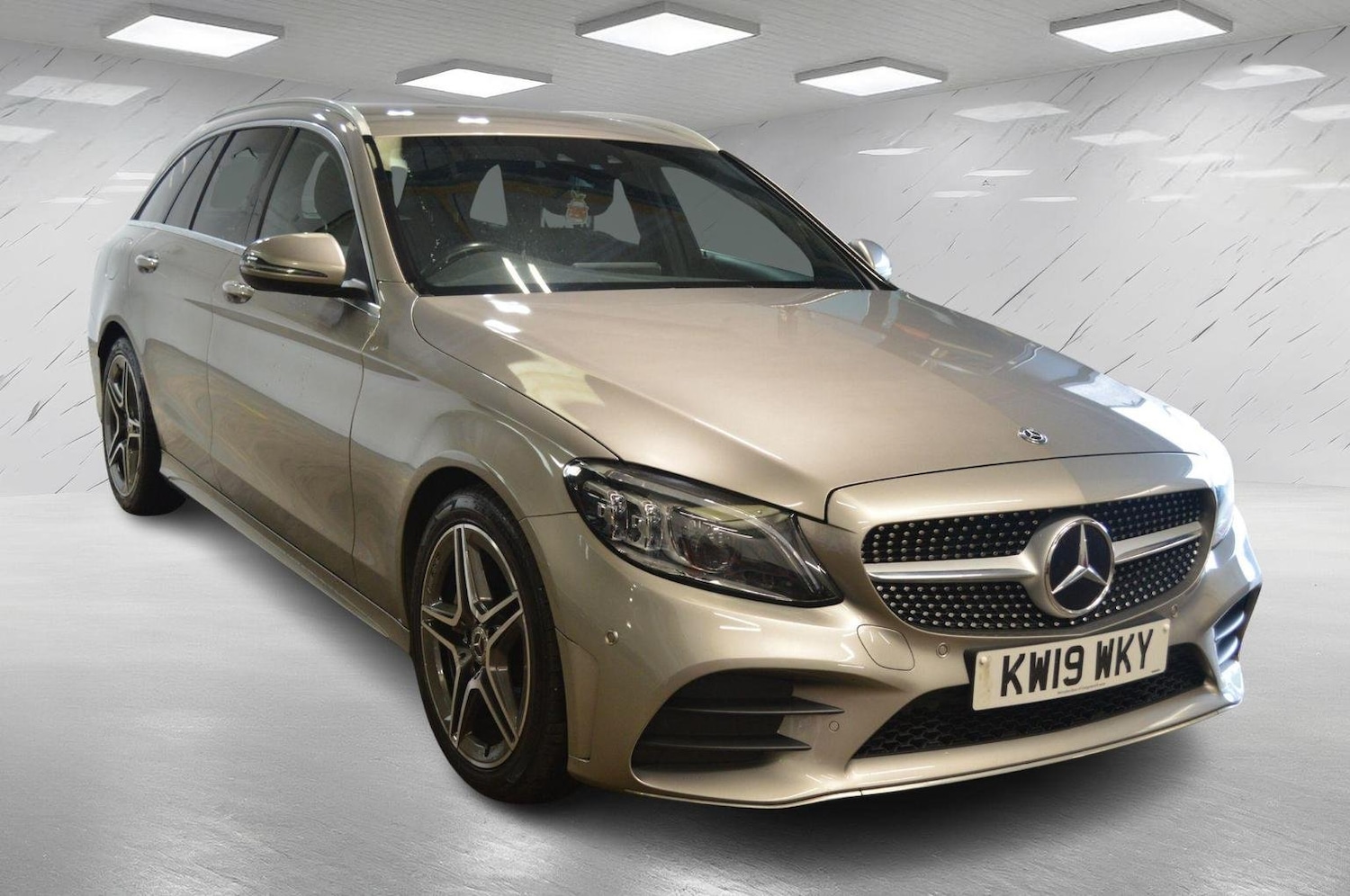 Used Mercedes-Benz C Class 2019 for sale - 76793614: Photo 4