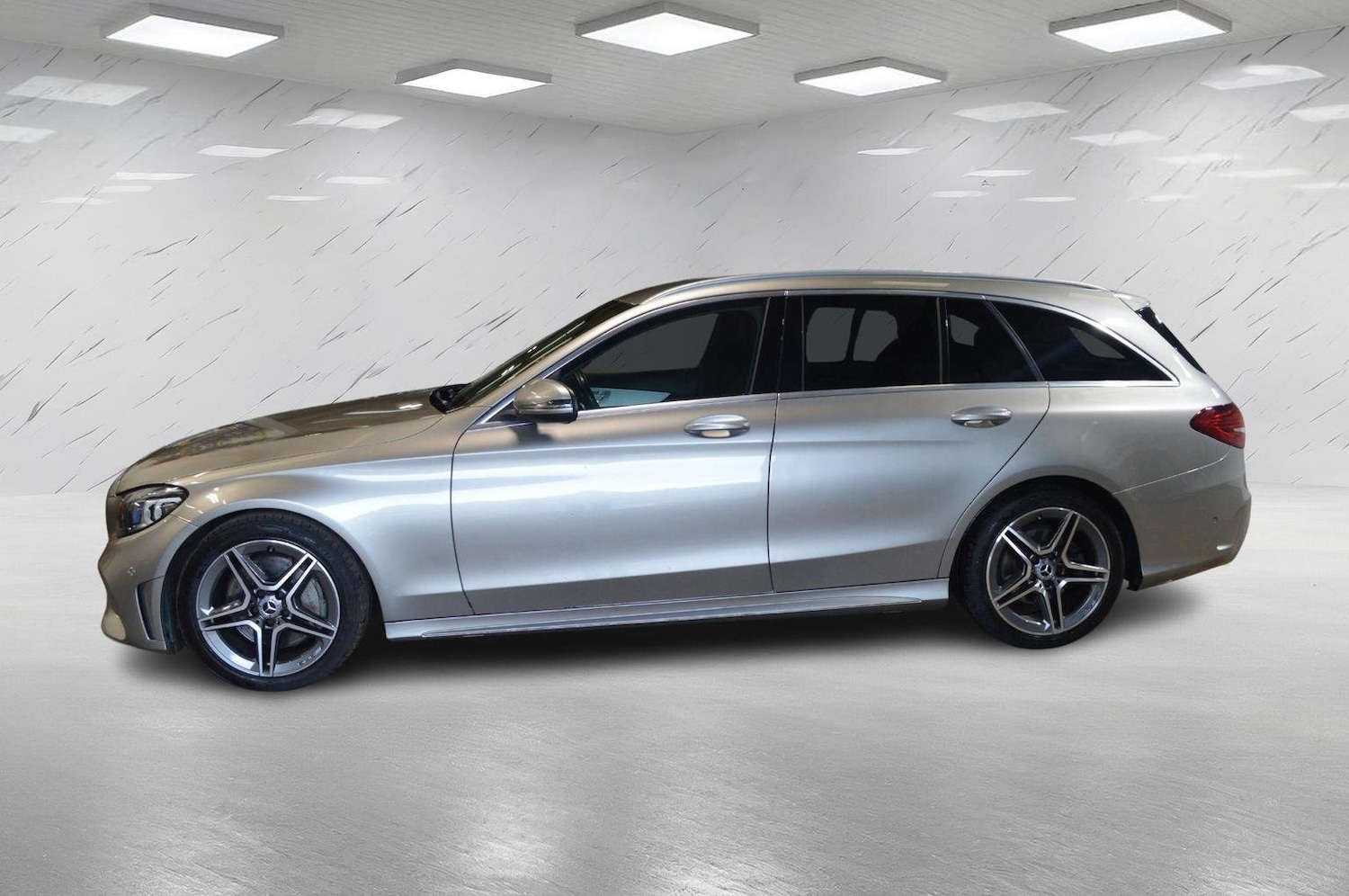 Used Mercedes-Benz C Class 2019 for sale - 76793614: Photo 5