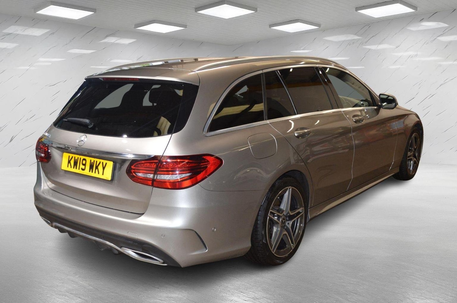 Used Mercedes-Benz C Class 2019 for sale - 76793614: Photo 8