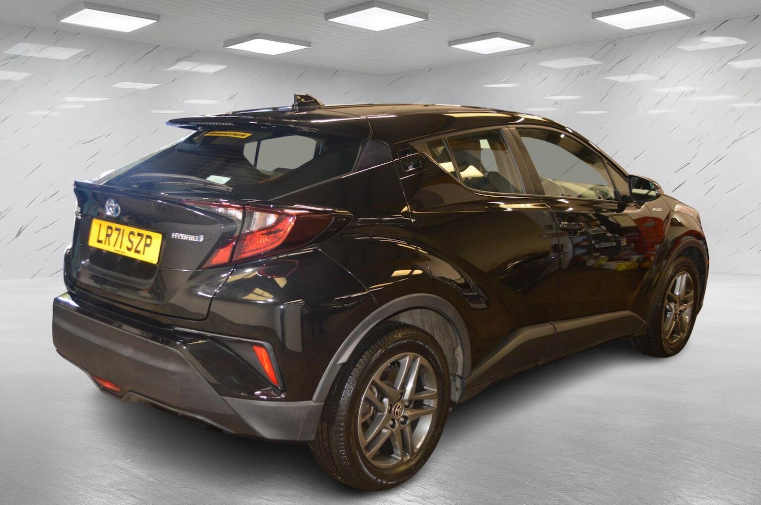 Used Toyota C-HR 2021 for sale - 77953936: Photo 8