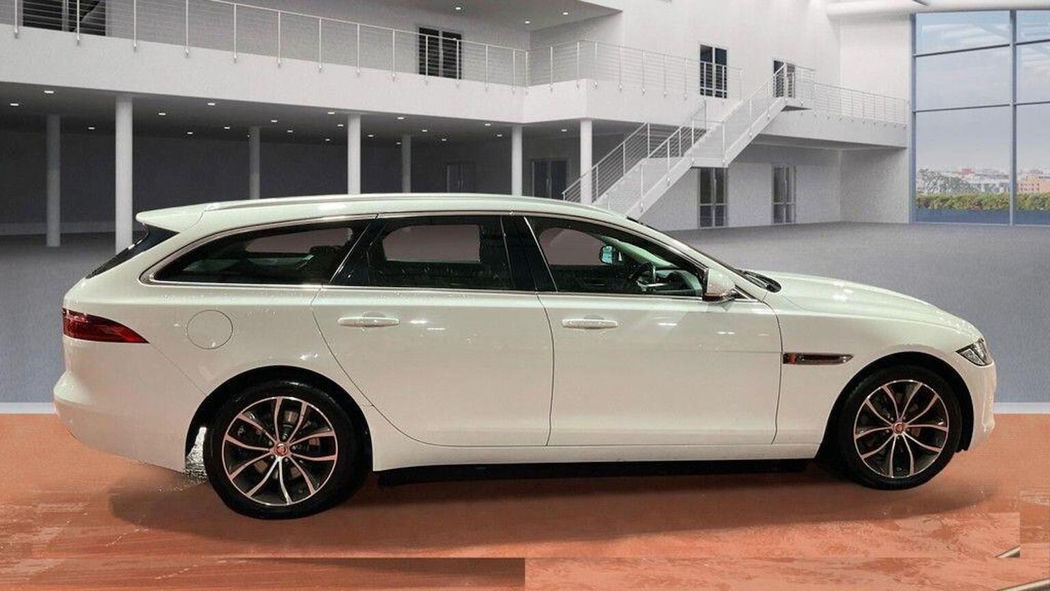 Used Jaguar XF 2019 for sale - 76924448: Photo 5