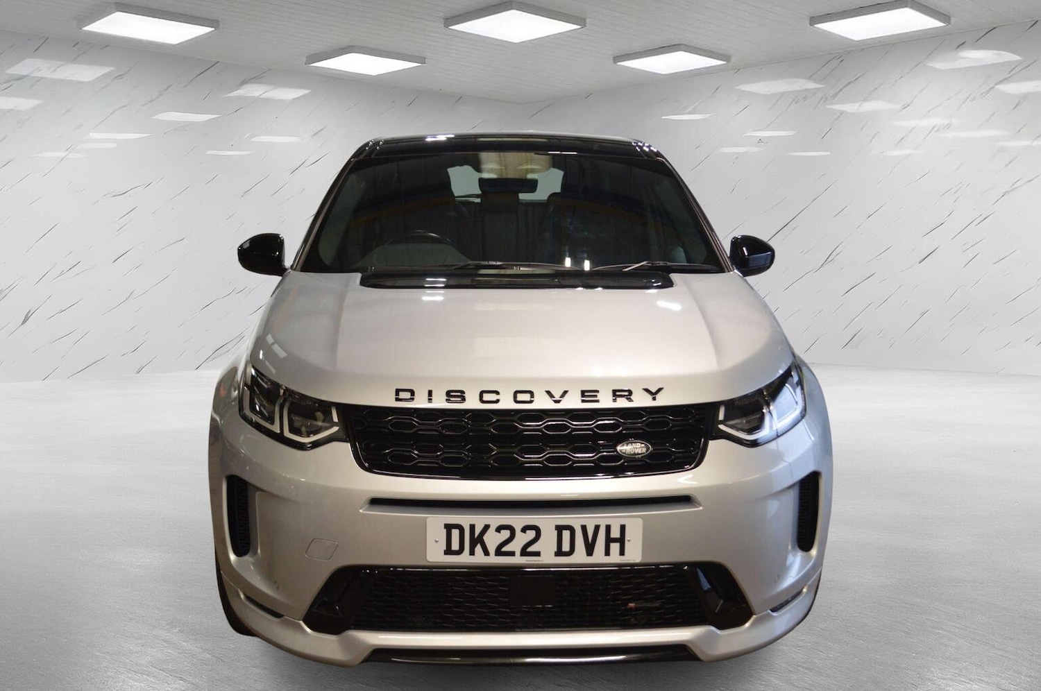 Used Land Rover Discovery Sport 2022 for sale - 77154419: Photo 2