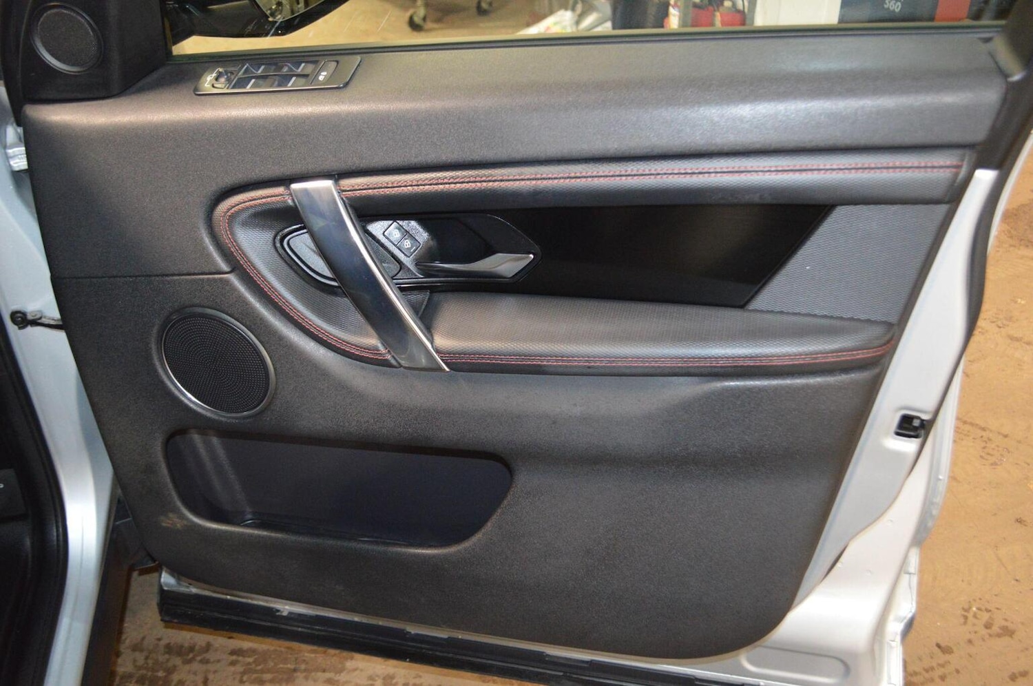 Used Land Rover Discovery Sport 2022 for sale - 77154419: Photo 27