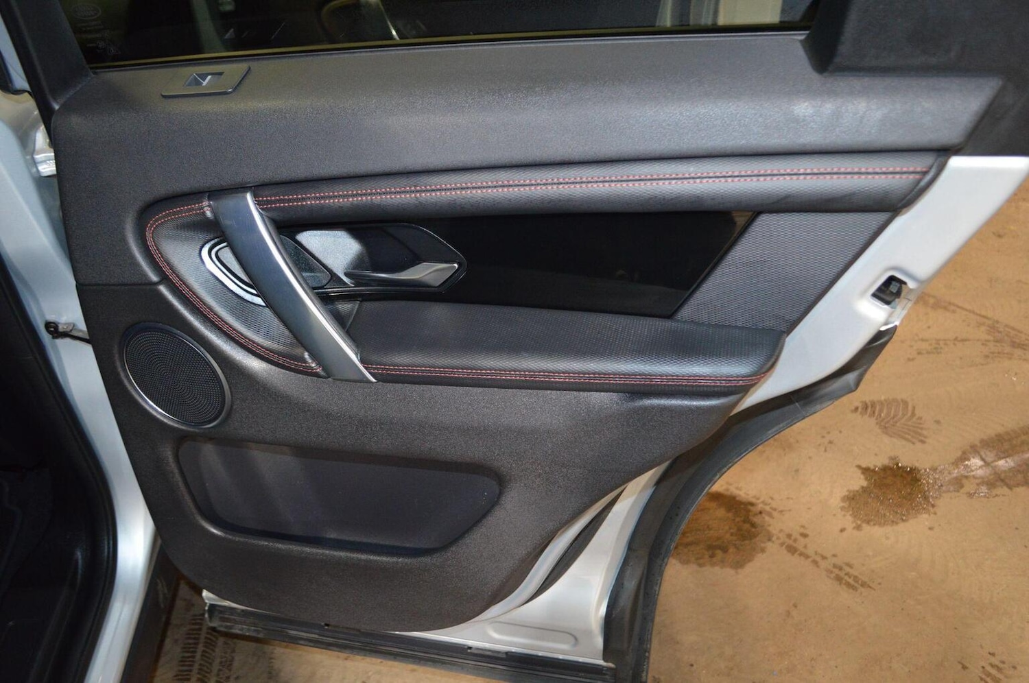 Used Land Rover Discovery Sport 2022 for sale - 77154419: Photo 28