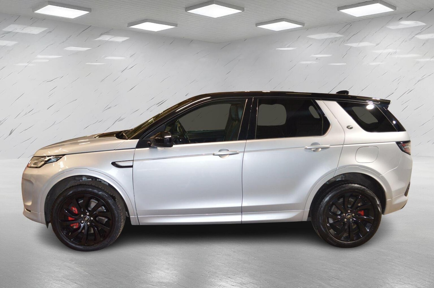 Used Land Rover Discovery Sport 2022 for sale - 77154419: Photo 5