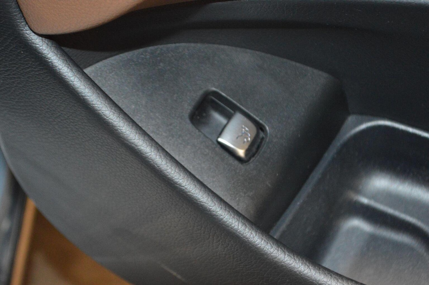 Used Mercedes-Benz E Class 2017 for sale - 78004334: Photo 36