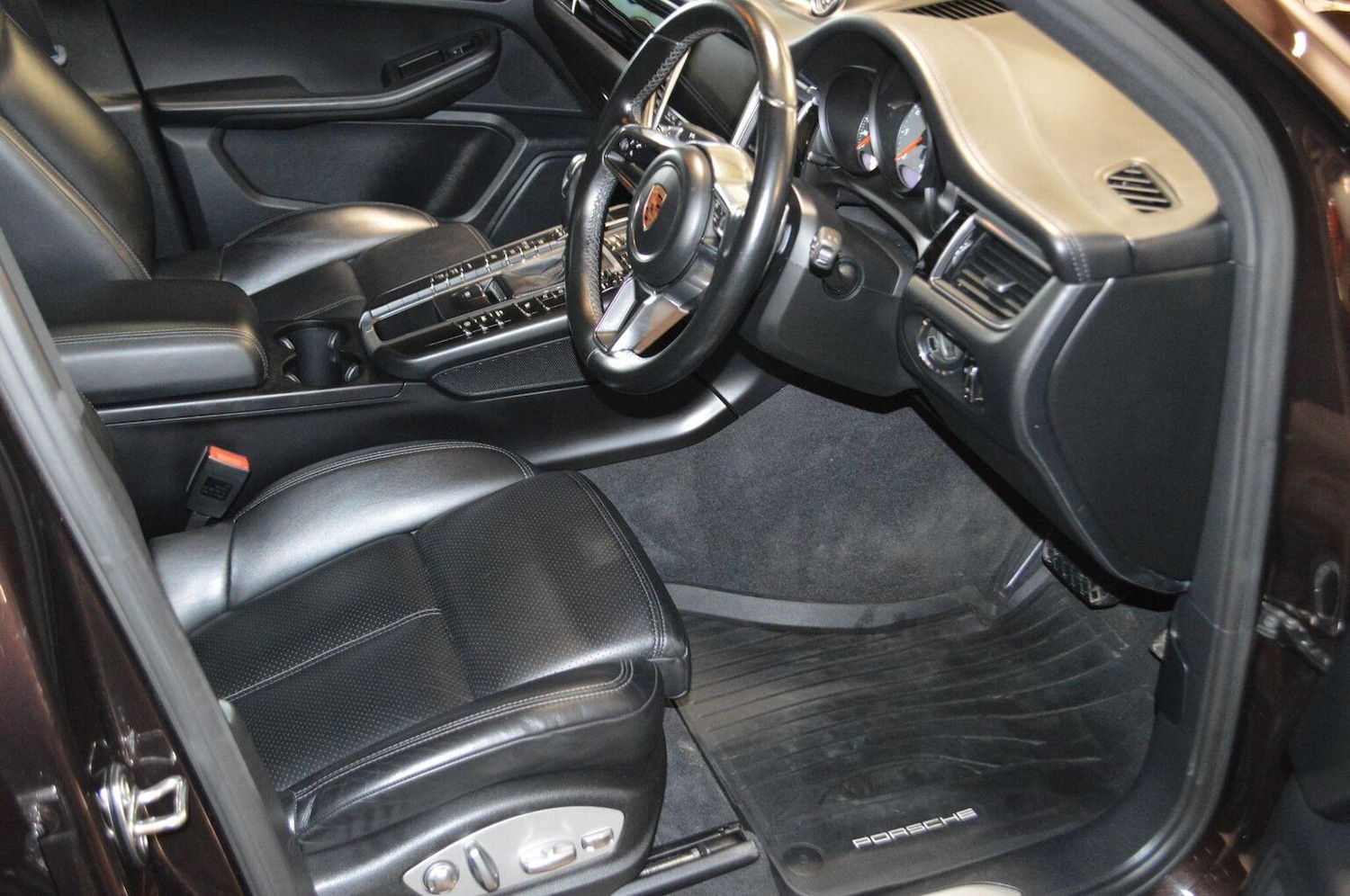 Used Porsche Macan 2017 for sale - 76769514: Photo 12